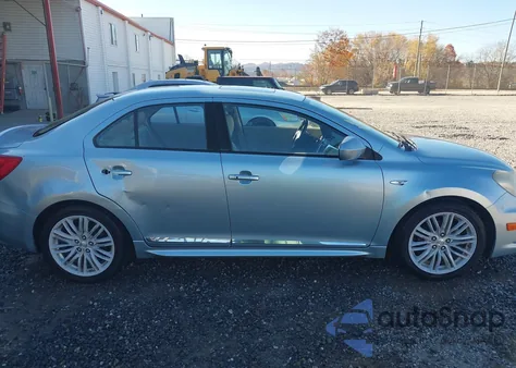 2012 Suzuki Kizashi Sport Sls z USA, uszkodzony, nr VIN JS2RF9A83C6100745